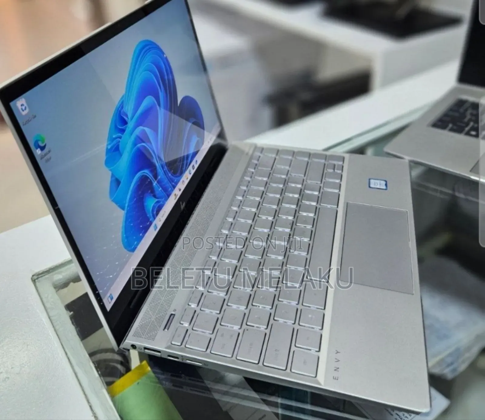 New Laptop HP Envy 13 4GB Intel Core I5 SSD 256GB