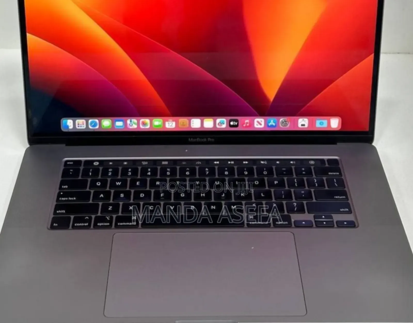 New Laptop Apple MacBook Pro 2019 16GB Intel Core I7 SSD 512GB