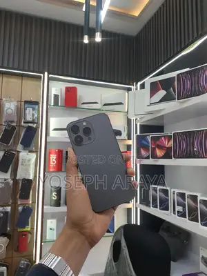 Photo - Apple iPhone 13 Pro 128 GB Black