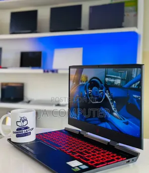 New Laptop HP Omen X 8GB Intel Core I5 SSHD (Hybrid) 1.5T