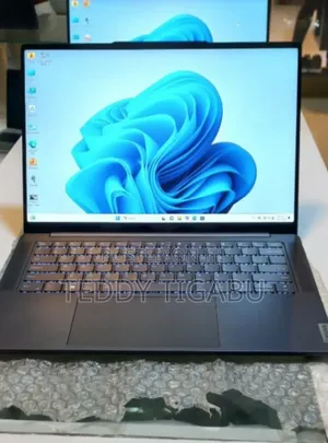 New Laptop Lenovo 32GB Intel Core I7 SSD 1T