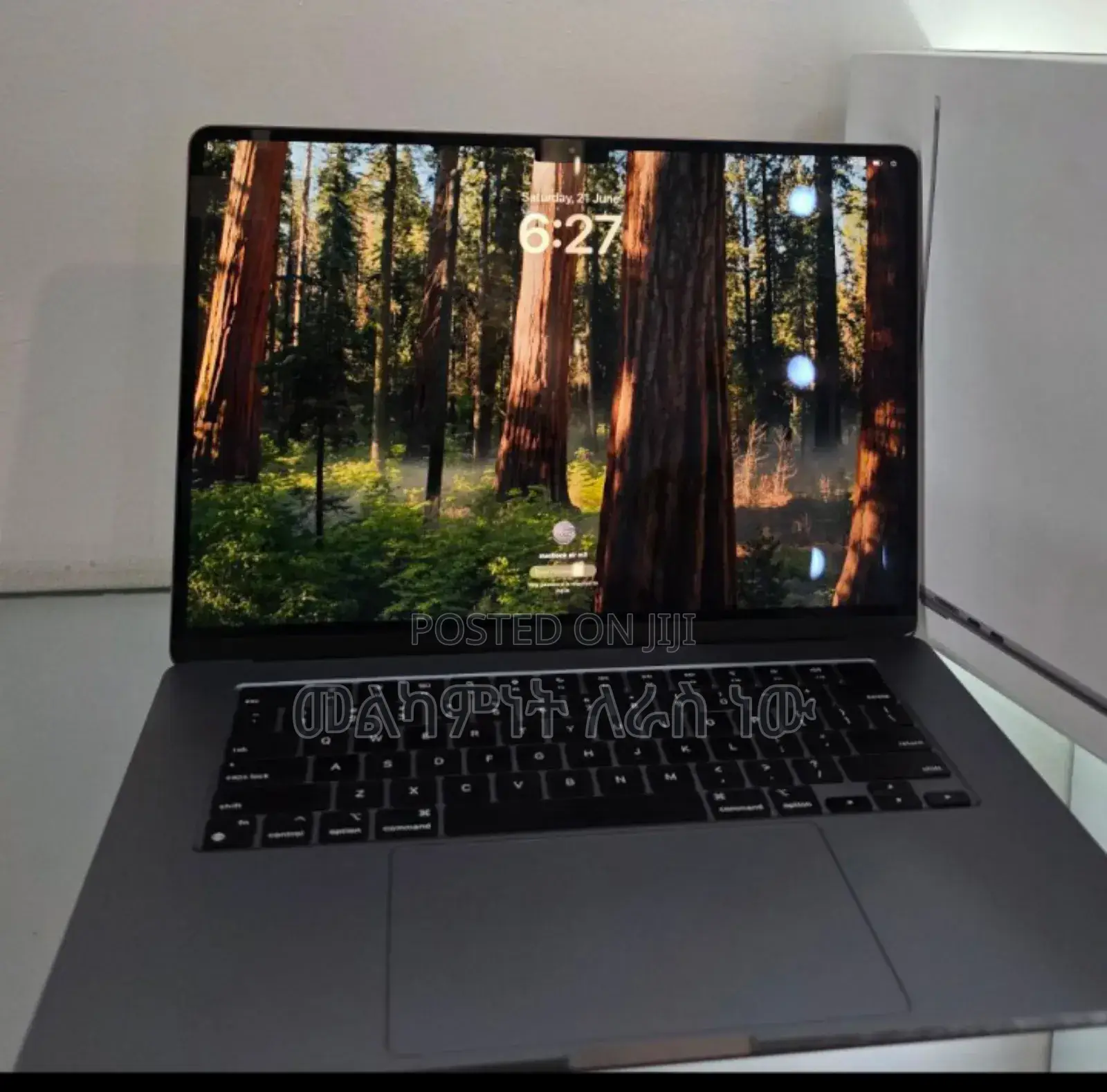 New Laptop Apple MacBook Air 2024 M3 15-Inch 8GB Apple M3 SSD 256GB