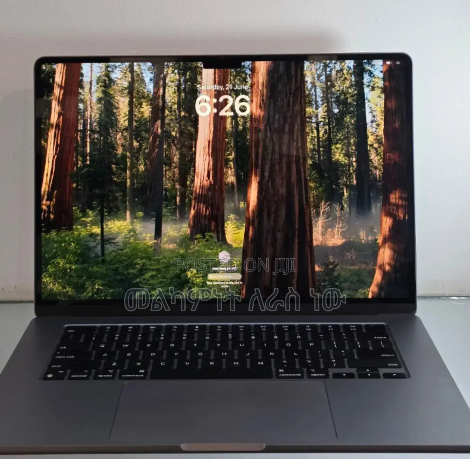 New Laptop Apple MacBook Air 2024 M3 15-Inch 8GB Apple M3 SSD 256GB