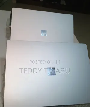 New Laptop Microsoft Surface 16GB Intel Core I7 SSD 512GB