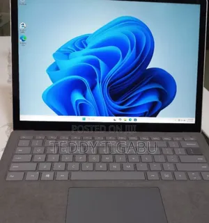 New Laptop Microsoft Surface 16GB Intel Core I7 SSD 512GB