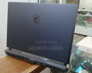 New Laptop MSI Vector 17 HX AI A2XWJG 16GB Intel Core Ultra 7 SSD 1T