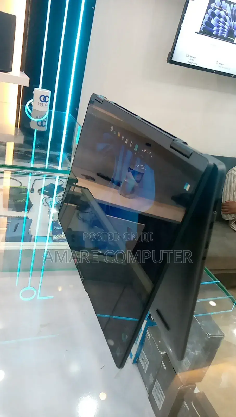 New Laptop Lenovo Yoga 7i 16GB Intel Core Ultra 7 SSD 1T