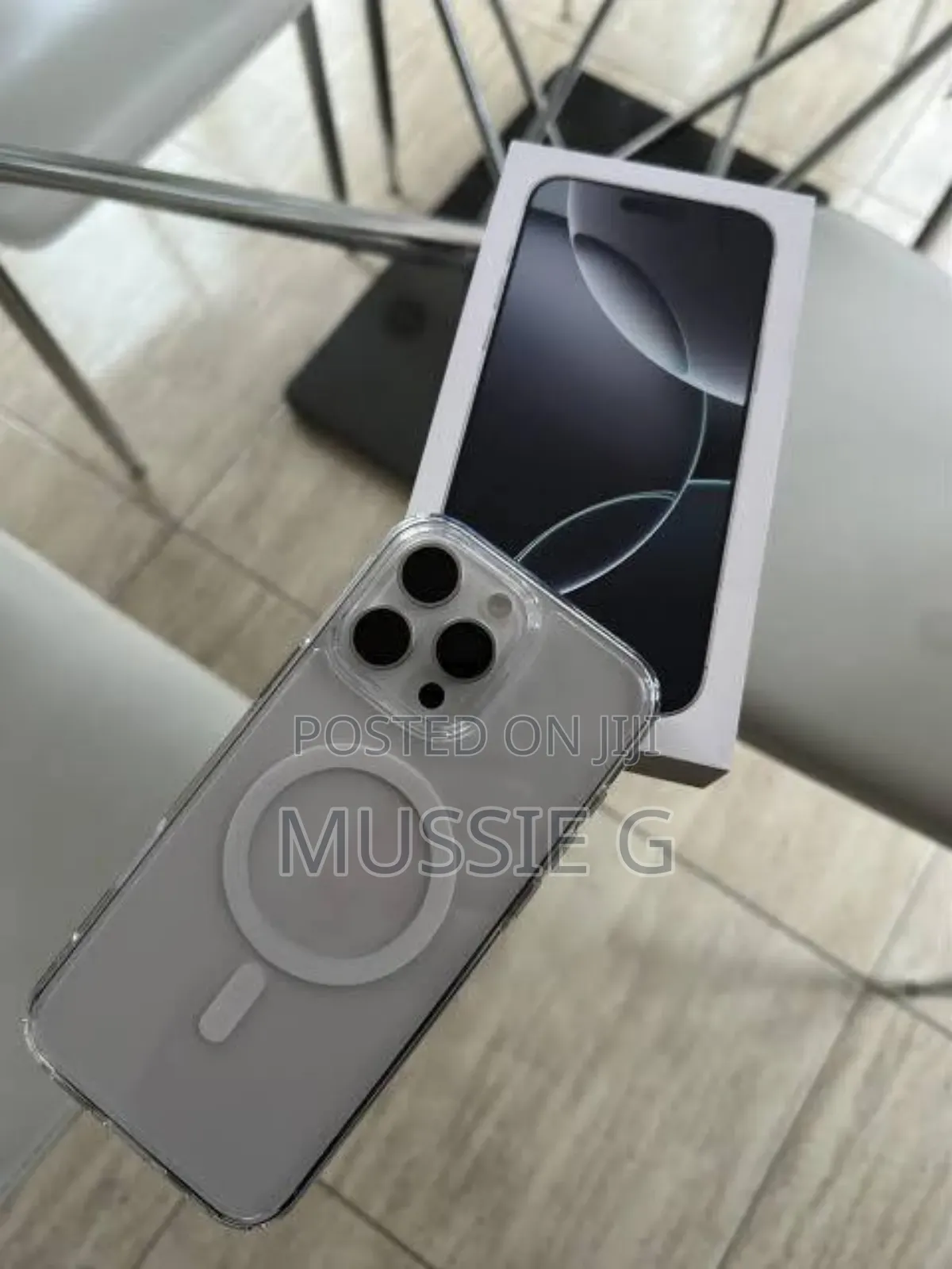 New Apple iPhone 16 Pro Max 256 GB Gold