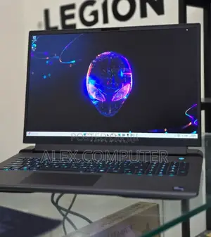 New Laptop Alienware M17x R2 32GB Intel Core I9 SSD 1T