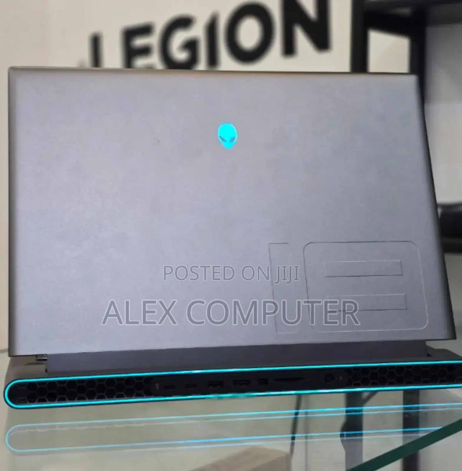 New Laptop Alienware M17x R2 32GB Intel Core I9 SSD 1T