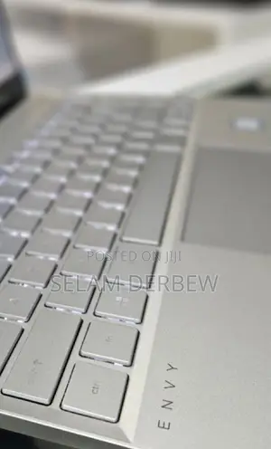 New Laptop HP Envy 13 4GB Intel Core I5 SSD 256GB