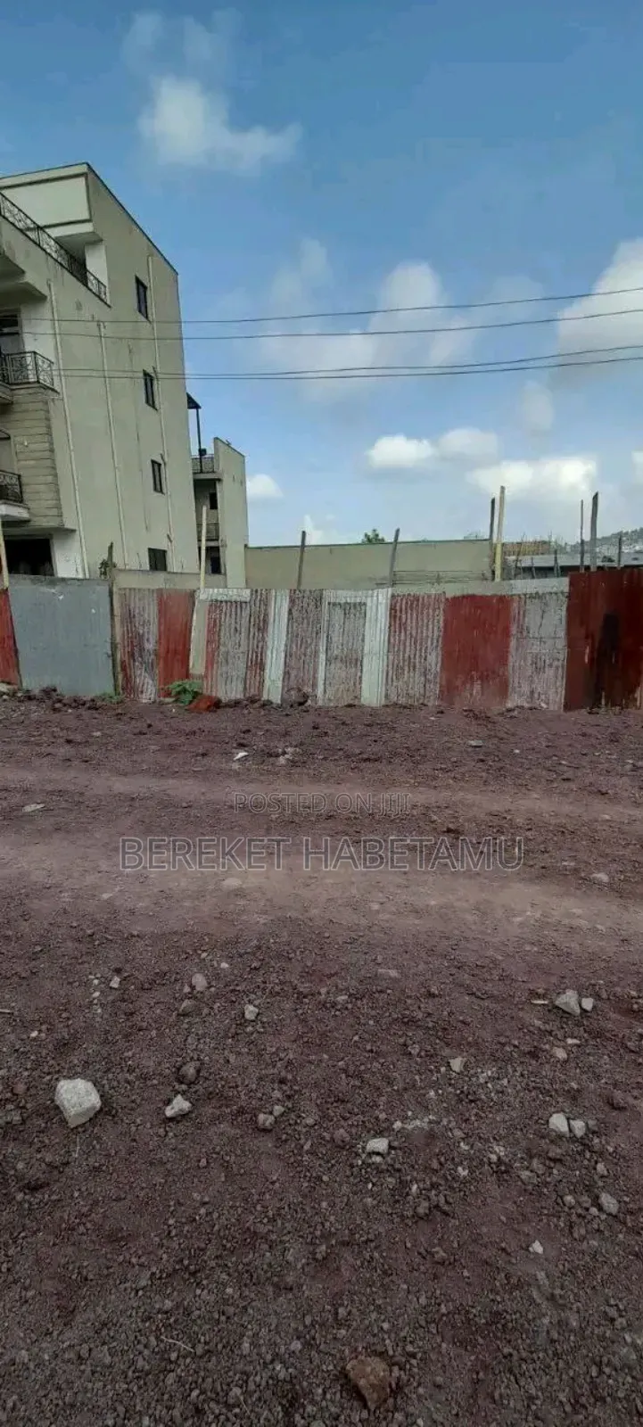 2bdrm Farm House In አዲስ አበባ, Nifas Silk-lafto For Sale