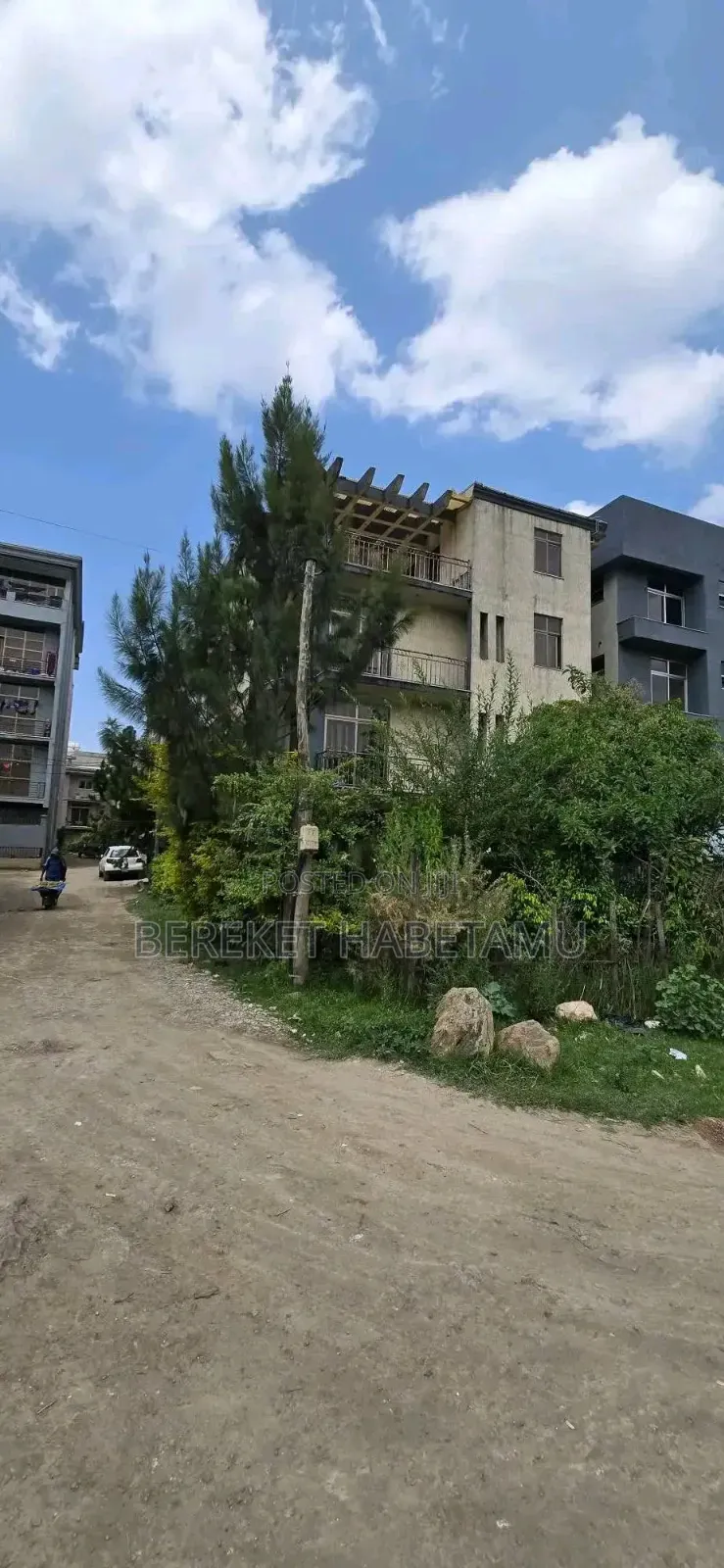 Furnished 6bdrm House in አዲስ አበባ, Nifas Silk-Lafto for sale