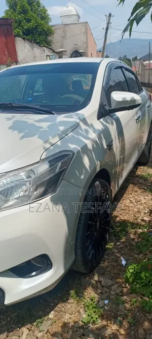 Toyota Yaris 2016 Ivory