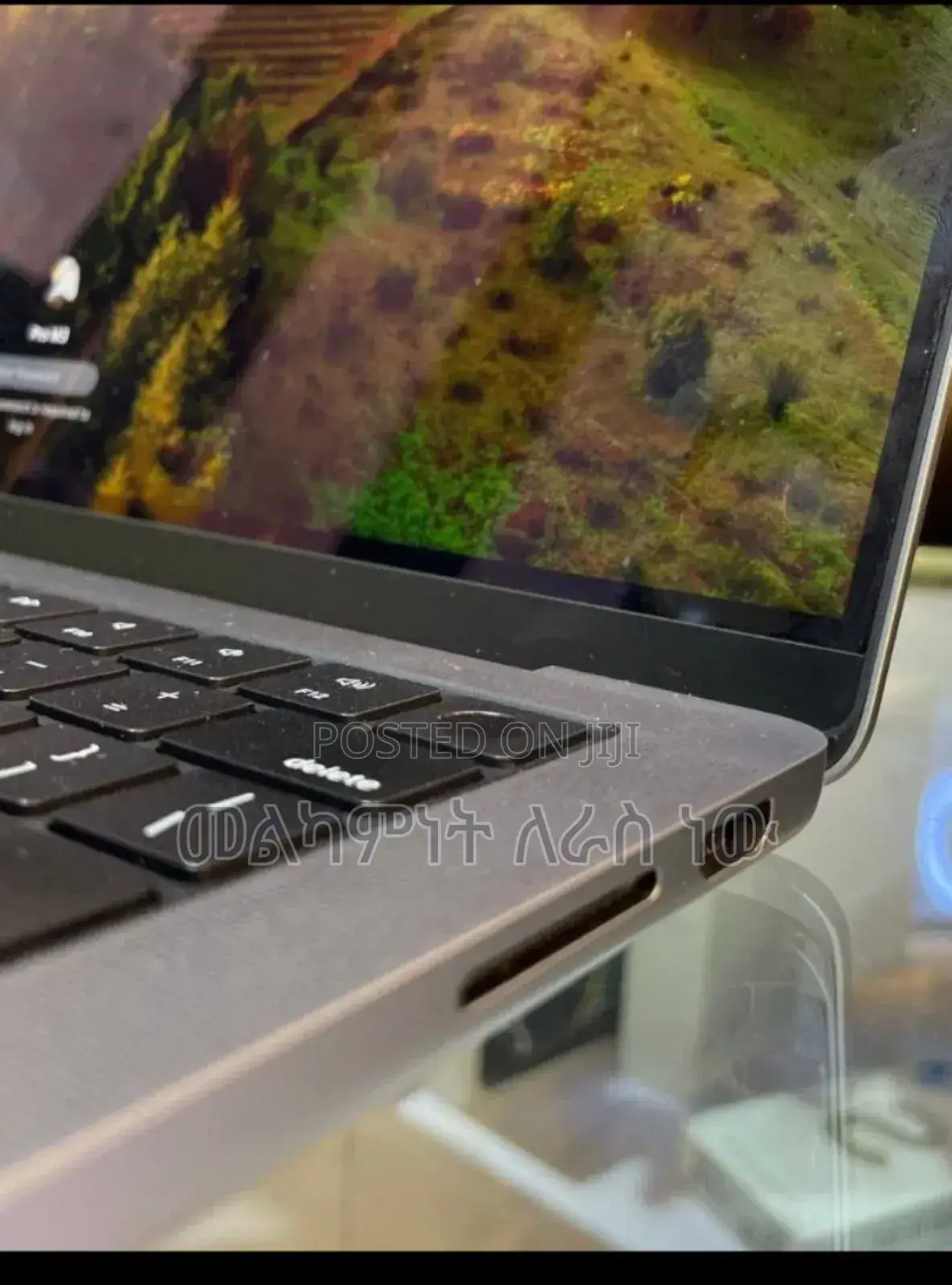 New Laptop Apple MacBook Pro 2023 M3 14-Inch 16GB Apple M3 SSD 1T