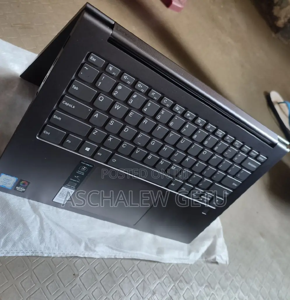 New Laptop Lenovo Yoga 7i 16GB Intel Core I7 SSD 512GB