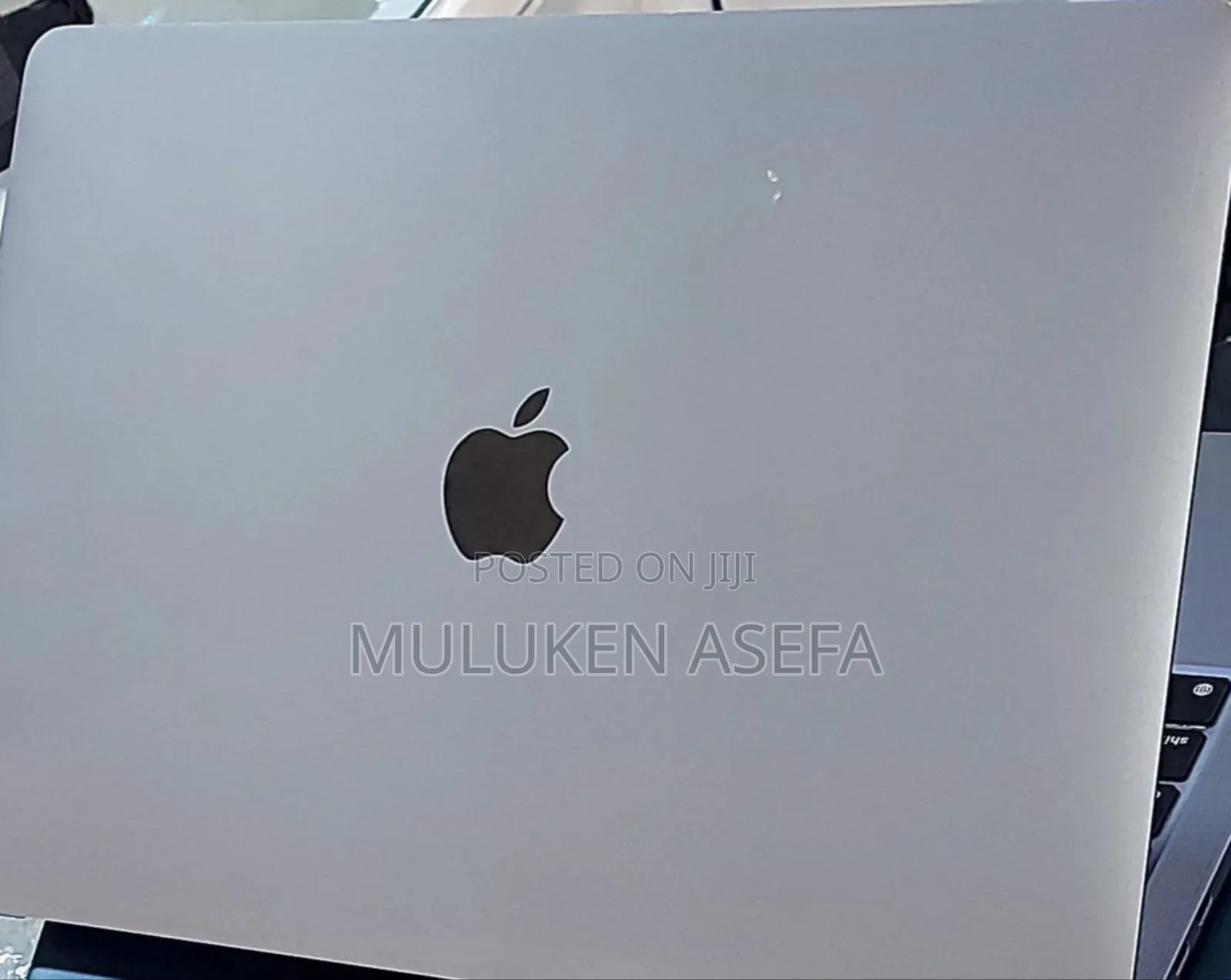 New Laptop Apple MacBook Pro 8GB Apple M2 SSD 256GB