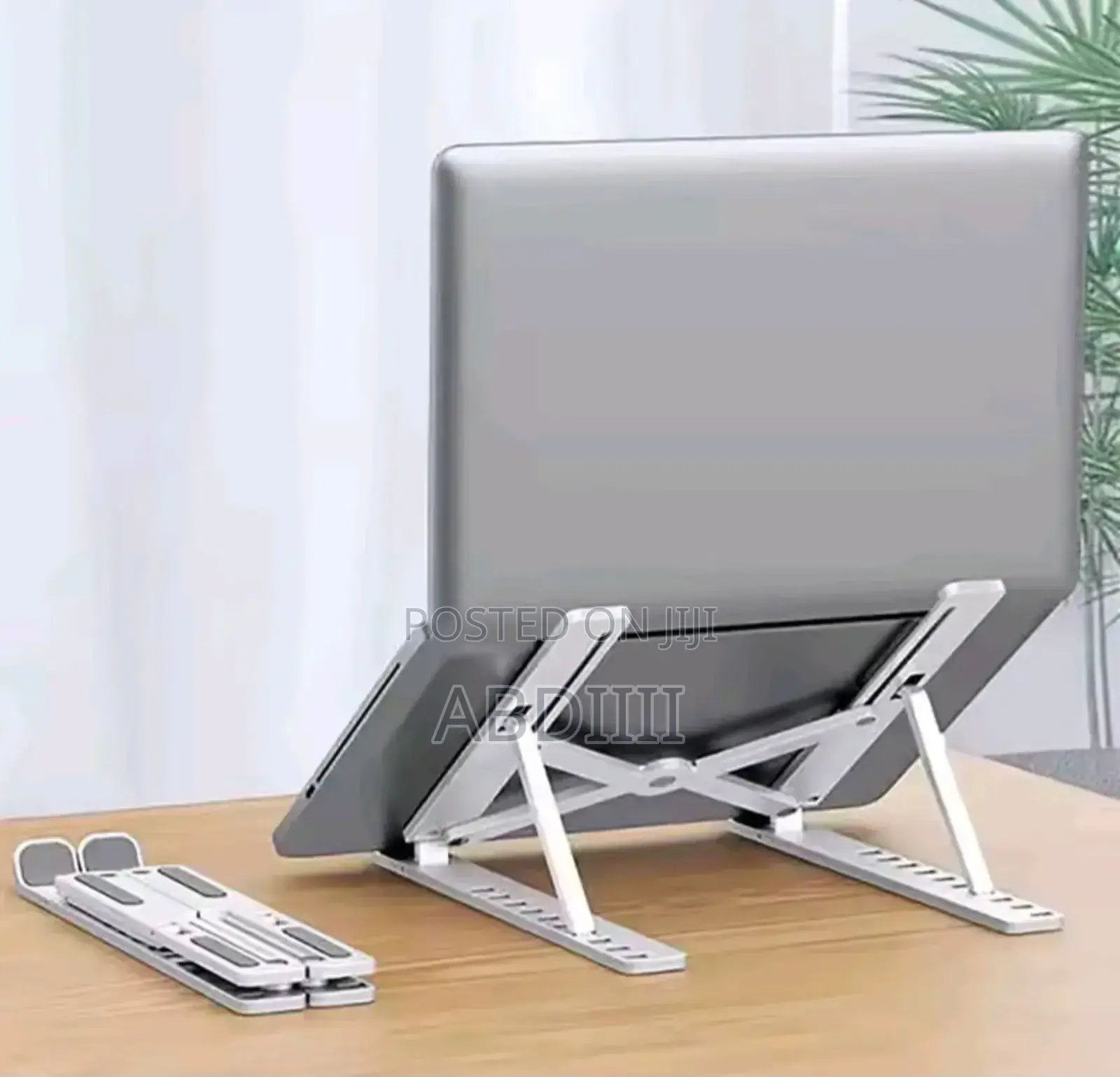 Universal Laptop and iPad Stand Adjustable