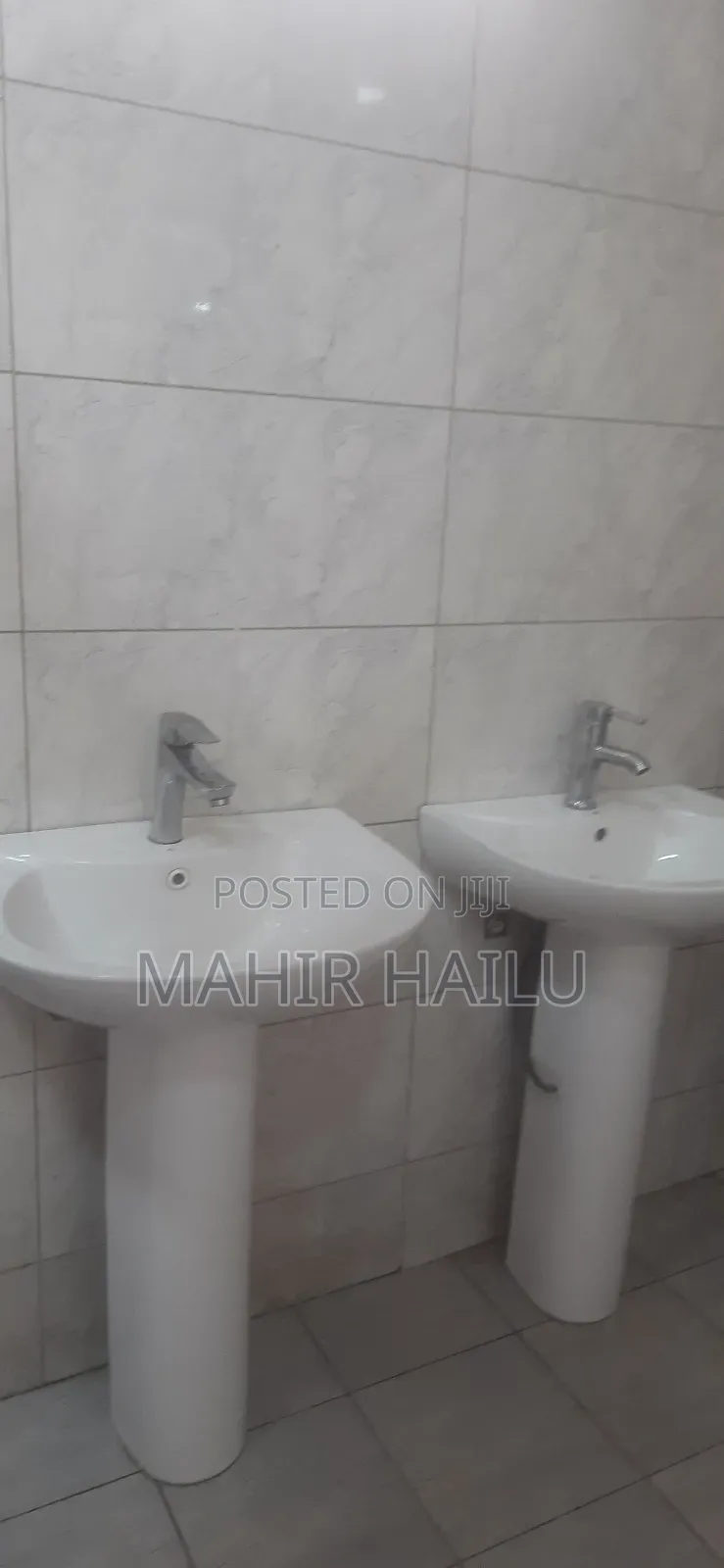 4ተኛ ላይ ነው ለቢሮ አገልግሎት