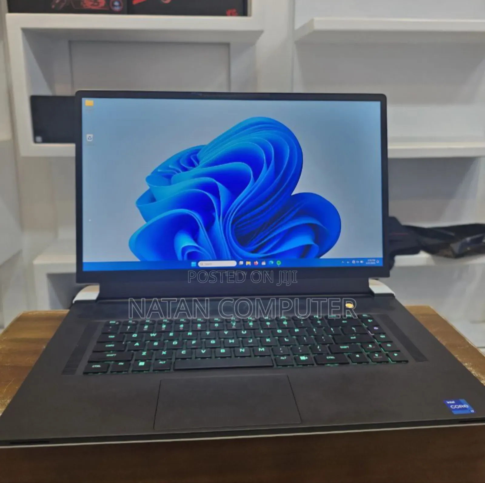 New Laptop Alienware M17x R2 32GB Intel Core I7 SSD 1T