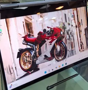 Photo - New Laptop Lenovo Thinkpad X1 Yoga 16GB Intel Core I7 SSD 512GB