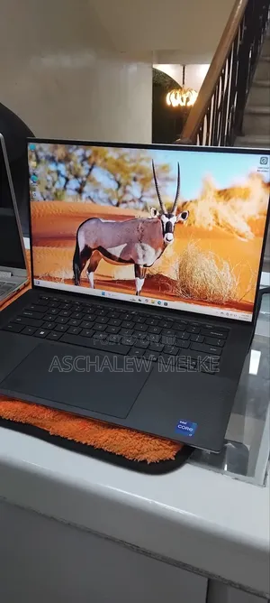 New Laptop Dell XPS 15 9530 16GB Intel Core I7 SSD 512GB