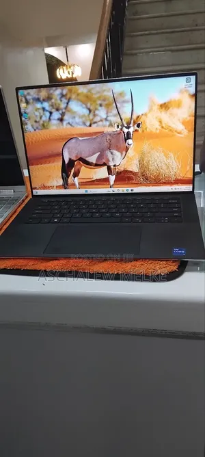 New Laptop Dell XPS 15 9530 16GB Intel Core I7 SSD 512GB