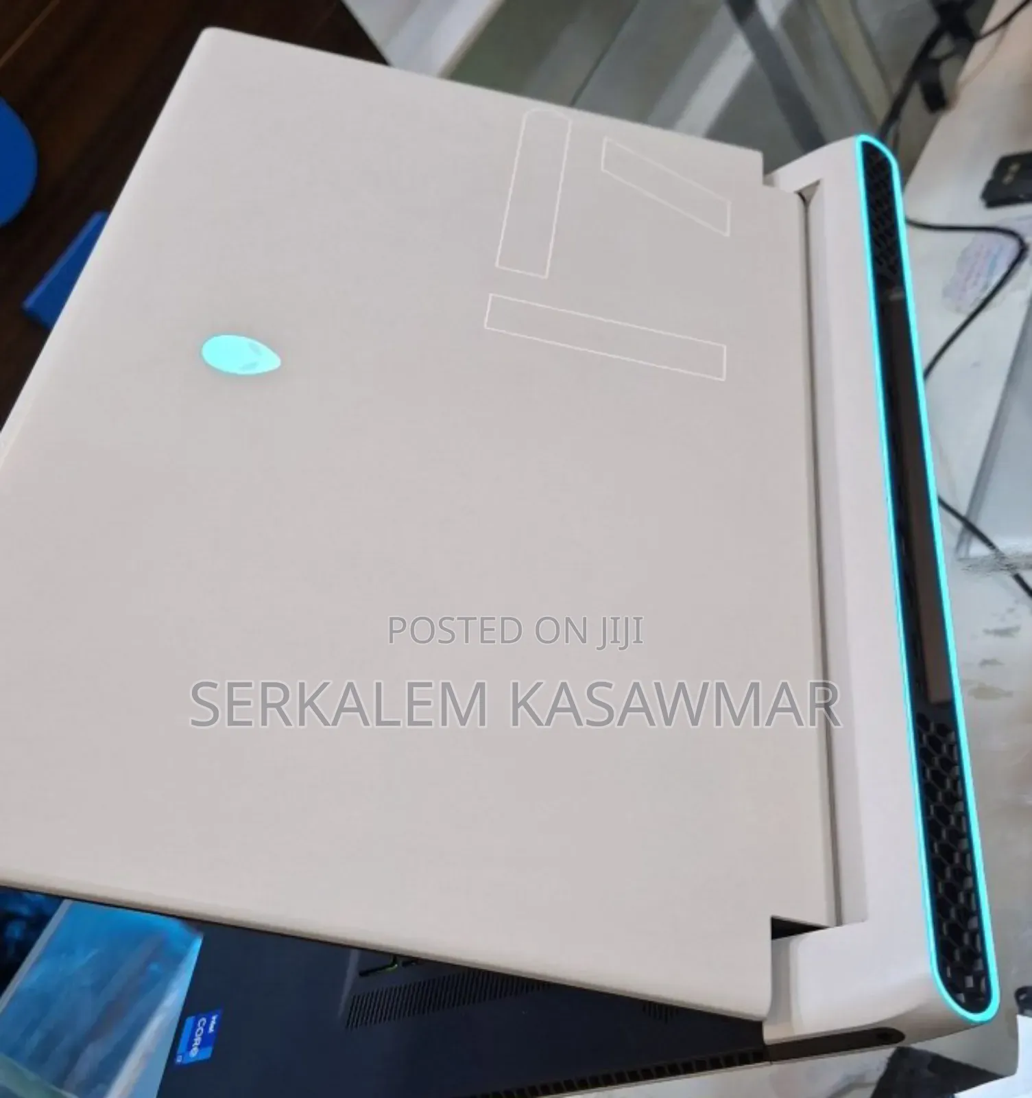 New Laptop Alienware M17x R2 32GB Intel Core I7 SSD 1T