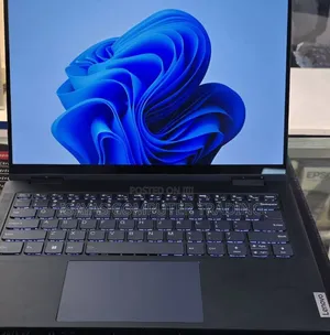 Photo - New Laptop Lenovo ThinkPad Yoga 16GB Intel Core I9 SSD 1T