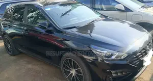 Photo - Hyundai i30 2020 Black