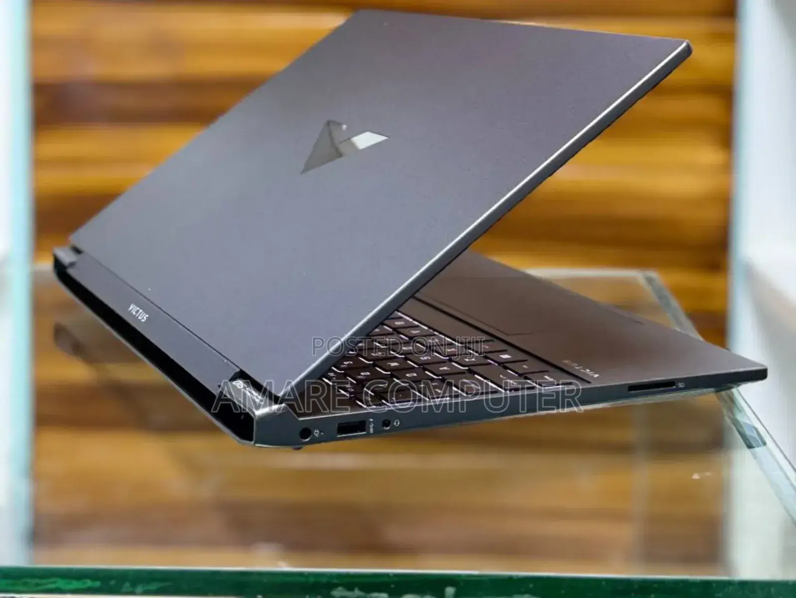 New Laptop HP Victus 16 16GB AMD Ryzen 7 SSD 512GB