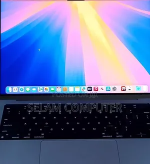 Photo - New Laptop Apple MacBook Pro 2021 M1 16GB Apple M1 SSD 1T