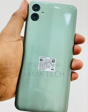 New Samsung Galaxy F04 64 GB Green