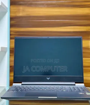 New Laptop HP Victus 15 16GB AMD Ryzen 7 SSD 512GB