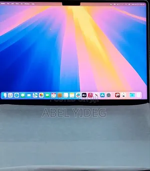 New Laptop Apple MacBook Pro M1 16GB Apple M1 Pro SSD 1T