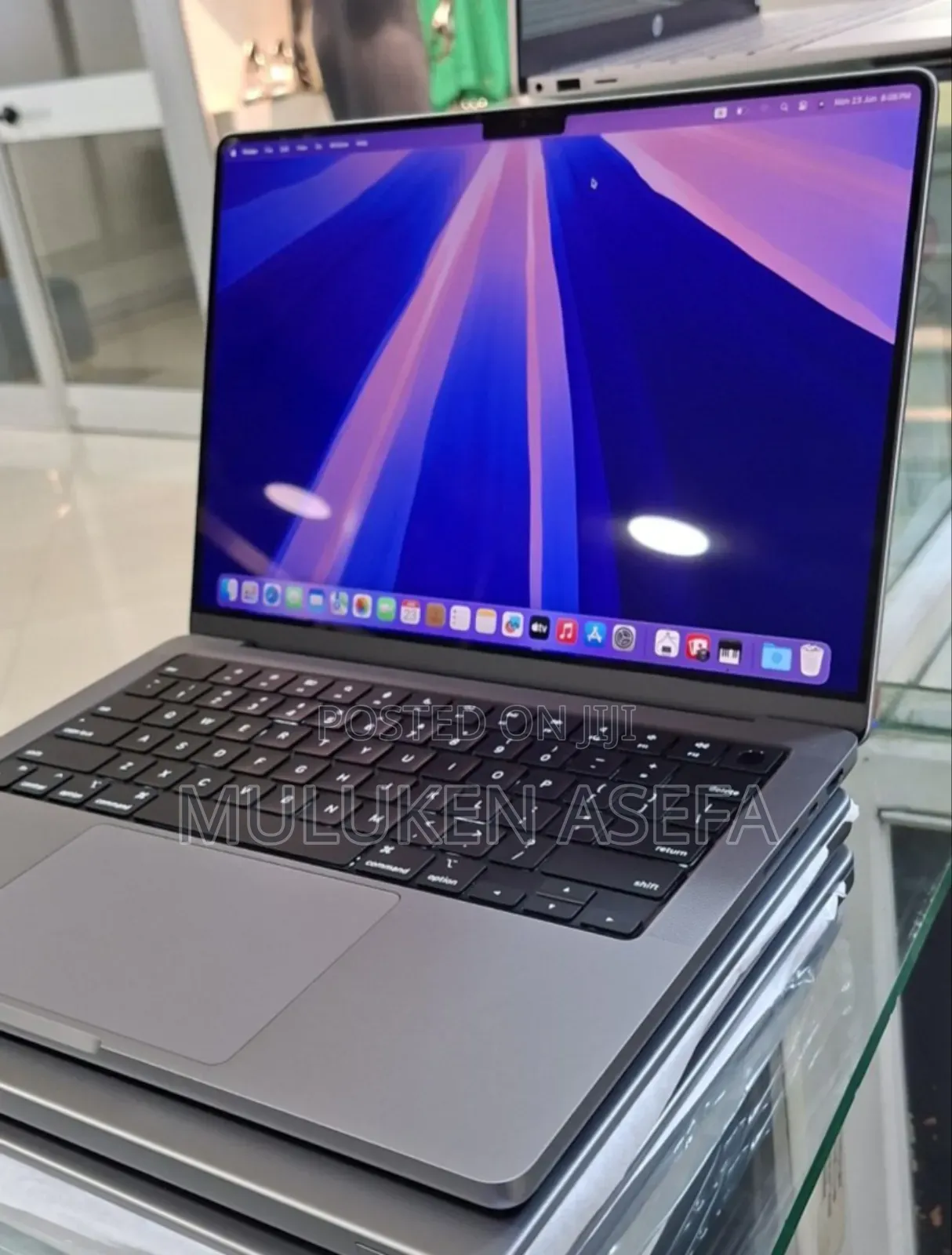 New Laptop Apple MacBook Pro 16GB Apple M1 SSD 1T