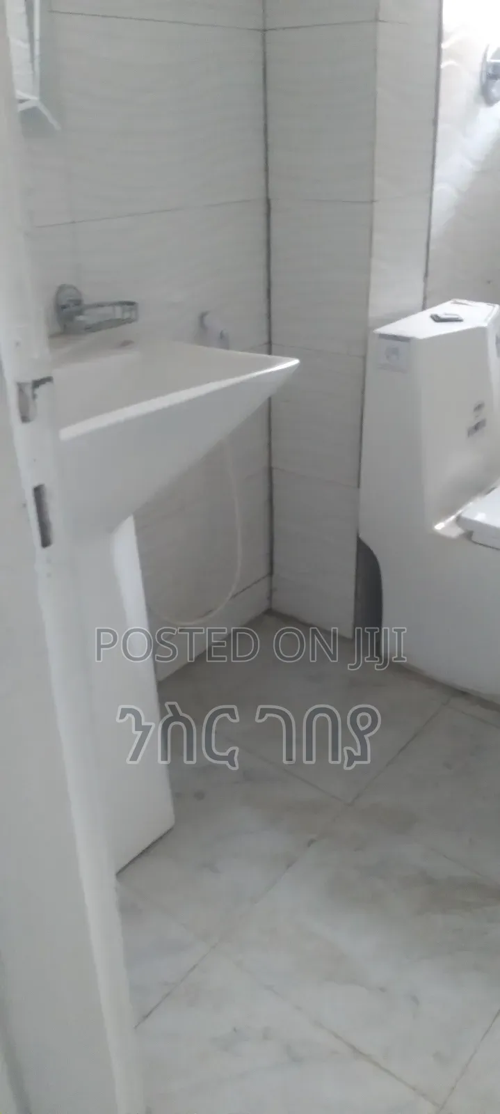 Furnished 2bdrm Condo in Ayat Ayer Menged, Yeka for rent