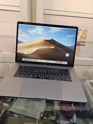 New Laptop Apple MacBook 2017 16GB Intel Core I7 SSD 512GB