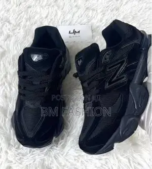 New Balance 9060 Triple Black