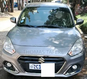 Photo - Suzuki Dzire 2022 Silver