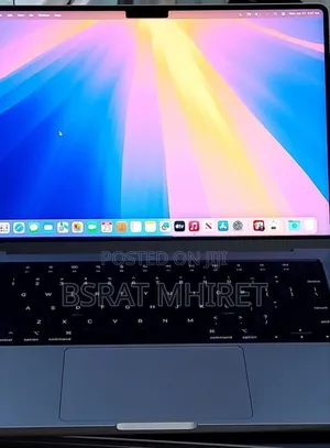 New Laptop Apple MacBook Pro 2021 M1 16GB Apple M1 SSD 1T