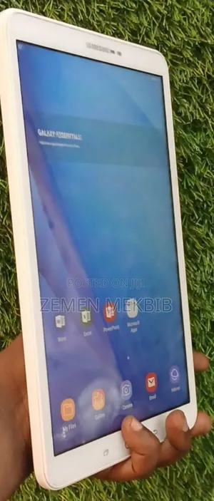 New Samsung Galaxy Tab A9 32 GB White