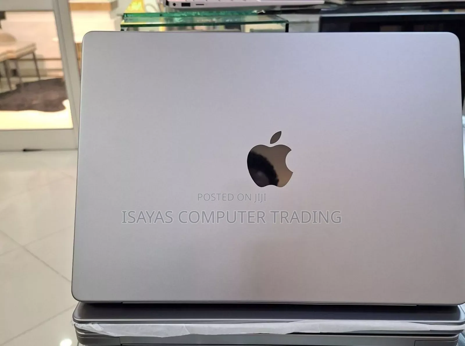 New Laptop Apple MacBook Pro M1 16GB SSD 1T