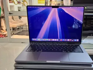 New Laptop Apple MacBook Pro M1 16GB SSD 1T
