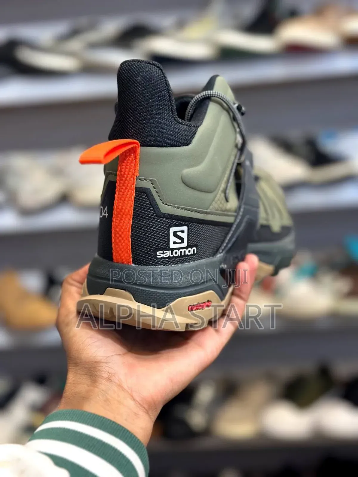  Salomon X Ultra 4 GTX Wide Hiking Shoe 
Made in Vietnam