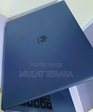 New Laptop Huawei MateBook 13 WRT-W29E 8GB Intel Core I5 SSD 256GB