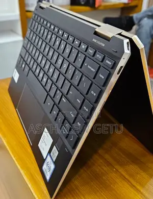 New Laptop HP Spectre 16GB Intel Core I7 SSD 1T