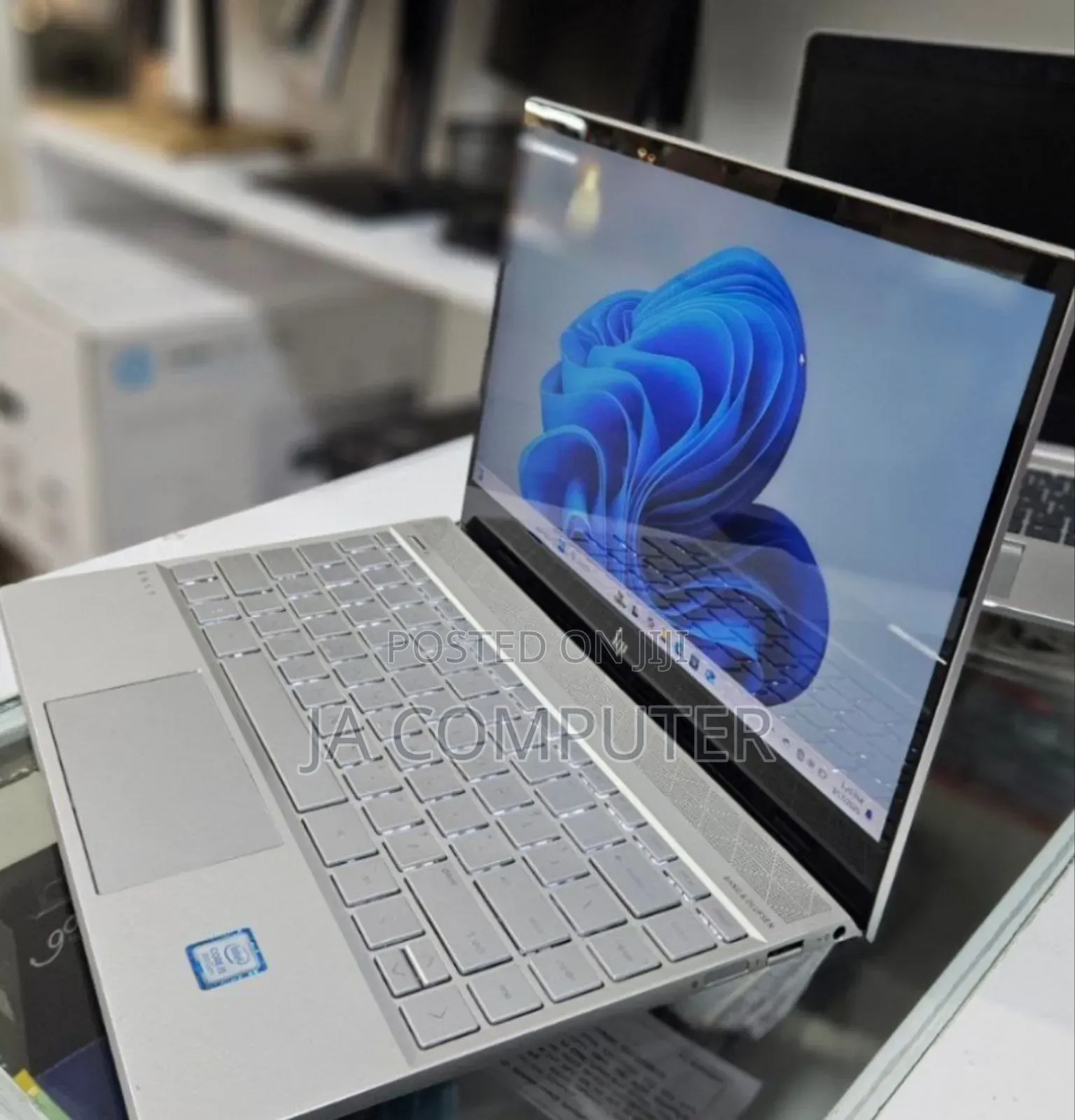 New Laptop HP Envy 13 4GB Intel Core I5 SSD 256GB