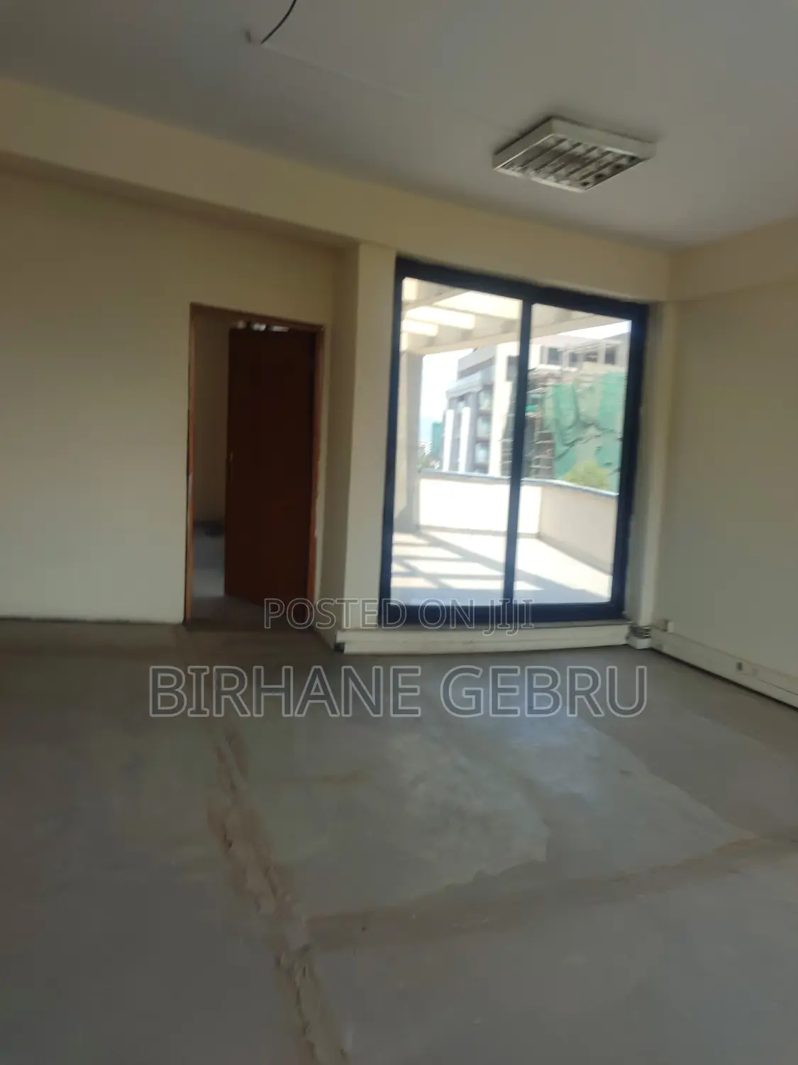 Luxury Apartimenr Rent for Office