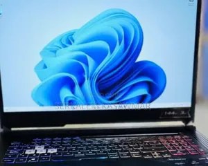 New Laptop Asus ROG Strix G17 32GB Intel Core I7 SSD 1T